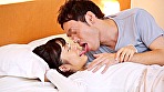 一般男女モニタリングAV 素人女子大生限定！恋人がいない大学生の男女はキスだけで恋に落ちて初対面の相手とSEXしてしまうのか？惹かれあった2人のキスまみれの完全プライベートSEXを大公開！！ - Image 14
