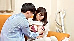 一般男女モニタリングAV 近親相姦しちゃった母子のその後まで追跡スペシャル マジックミラーの向こうには再婚したての父親！巨乳の新しいお母さんと童貞の息子が2人っきりの密室で筆おろし中出し！！･･･した後日談:義母と息子の何度も繰り返される父には秘密の近親相姦を家･･･ サンプル画像5