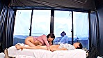 一般男女モニタリングAV 近親相姦しちゃった母子のその後まで追跡スペシャル マジックミラーの向こうには再婚したての父親！巨乳の新しいお母さんと童貞の息子が2人っきりの密室で筆おろし中出し！！･･･した後日談:義母と息子の何度も繰り返される父には秘密の近親相姦を･･･2 サンプル画像2