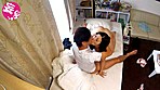 イケメンが熟女を部屋に連れ込んでSEXに持ち込む様子を盗撮したDVD。58～強引にそのまま中出ししちゃいました～ サンプル画像9