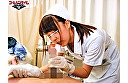 『ダメ！動かさないで！！挿っちゃうから！私、声出ちゃうからダメ！』巨乳ナースさんと素股してたらヌルヌルでズボッ！結局、生挿入！生中出し！！入院したけど彼女はおろか友達すら一人もいない童貞のボクにはお見舞いなんて誰一人来ません･･･。 サンプル画像4