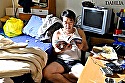 10年ぶりに会ったギャル従妹の抜きテクに我慢できず三日三晩で11発も射精させられた子供部屋 童貞おじさんの僕 友田彩也香 - Image 2