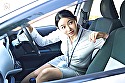 シーン1：地方に配属になった僕は、いつも、先輩と車出勤をしています。 三葉ちはる