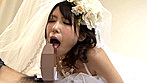 明日に挙式を控えた知り合いの女のウェディングドレス姿を見て興奮してしまった僕は･･･ サンプル画像21