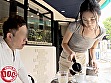 まさかノーブラ！？貧乳美人店員がコリコリに勃った乳首に気付かず働く姿に興奮してしまい･･･ 4 サンプル画像1