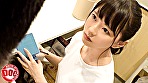 まさかノーブラ！？貧乳美人店員がコリコリに勃った乳首に気付かず働く姿に興奮してしまい･･･ 5 サンプル画像11