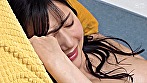 『愛し合う夫婦が残したいメモリアルヌードフォト』と題された雑誌の企画と妻を騙し、絶倫チ○ポ男と素肌密着偽撮影会で寝取られ検証！！旦那よりも若くてカチカチに反り返ったチ○ポがマ◯コまで3cmに超接近して奥さん急激欲情！？旦那が近くにいるにも関わらず生中出し！！ 12 画像21