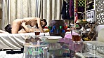 イケメンが熟女を部屋に連れ込んでSEXに持ち込む様子を盗撮した動画。 77 サンプル画像9