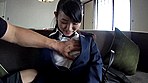 今、就活中なんですけれど、ストレスでヤリたくなっちゃうんです。 お願い･･･明日の朝まで私を突きまくってください･･･。 川上彩乃 サンプル画像1