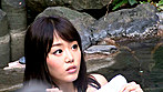 夫婦水入らずの温泉旅行･･･貸切りと旦那にダマされて混浴露天風呂でいきなりデカチンに囲まれた巨乳妻は、戸惑いながらも勃起したデカチン他人棒に興味津々！旦那には秘密で妊娠覚悟の生中出し！計8発！！ サンプル画像5