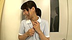 あなたの街で噂の看板娘特集！街撮り即交渉で着衣セックス！お昼休みの美人素人歯科衛生士ナンパ2 隠れ巨乳編 サンプル画像17