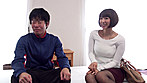 一般男女モニタリングAV 巨乳な奥様と体育会系（アスリート）大学生の素人同士が初対面で2人っきりの密着オイルエステ体験！！収まりきらない色気漂うおっぱいに触れた瞬間若チ○ポはフル勃起！！人妻の欲求不満オマ○コと10代の性欲盛んな筋肉ムキムキチ○ポは年の差浮気SEXしてしまうのか！？ サンプル画像1