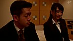 一般男女モニタリングAV 会社の同僚と一夜限りのお泊りミッション企画 終電を逃した社会人男女がラブホテルで1発10万円の過激な連続射精セックスに挑戦！日頃から気になっていた同僚女子の身体にふれた既婚の上司チ○ポはフル勃起！恥じらいつつもラブホのエッチな雰囲気で濡れちゃった女子社員マ○コ！大人な男女が全てを忘れて互いの身体を求めて乱れる秘密の生セックスは1度の射精じゃおさまらない！4組合計中出し16 サンプル画像1