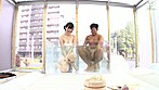 顔出し！女子大生限定マジックミラー号 乗車人数増量で400分の徹底調査スペシャル！友達同士2人っきりで初めての混浴温泉 リアル素人大学生が日本一エロ～い車MM号の中で過激ミッションにより徐々に近づく心とアソコ！じわじわ湧き出る性欲で男と女は友情という垣根を超えてしまうのか！？ 2 in池袋 サンプル画像2