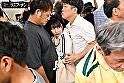 シーン14：満員電車でチューブトップを揺らしながら周りの客を興奮させる爆乳女をしつこくポさせ羞恥乳首開発 糸井瑠花