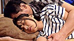 「本当に特別だからね･･･」1日だけ添い寝することを許された親友。ただ誰かに甘えたかっただけなのに隣で寝ているオンナの匂い、温もり、感触にやられ、気付けばそのカラダを弄りまくっていた。 - Image 20