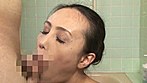 近親相姦 息子と絡む異常な性欲の母･･･ 画像16