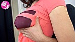 天然巨乳を揉む 立派に育ったボインたちを着衣と生で揉んで吸って徹底的にこねくり回した！ サンプル画像4