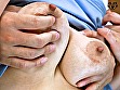 友人の母親と2人だけの秘密。おばさんに無理矢理中出しセックスしたことは･･･。 中野七緒 サンプル画像6
