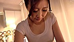 メンズエステの施術師が隣に住んでる美人奥さん？そこから始まる絶対内緒の中出し不倫 花井ゆり - Image 1