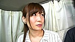 出産後の感度が上昇した人妻ママをナンパして寝取る！大石さん30歳 胸元が爽やかなシャツ、タイトスカートのむっちり太ももがエロい奥様。バックではケツを叩かれ喜びまくり！本性を出しちゃった！ サンプル画像2