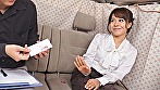 目元クッキリ上品若妻を車中姦！ れい28歳 サンプル画像2