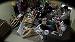 たまり場になっている僕の家･･･。近所の人妻がうるさいと怒鳴り込んで来たので無理やり大人のおもちゃでイカせ続けたら自分から肉棒を求める変態女になっちゃってウケる（´▽｀＊）アハハ Vol.1 サンプル画像7
