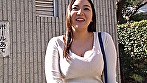 素人妻AV出演ドキュメントvol.5 ～地味で巨乳な欲求不満妻～ - Image 1