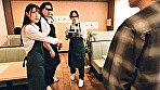 接客態度の悪さを売りにして流行っているレストランの店員が度を過ぎていたのでバイト後に待ち伏せ注意（SEX）。3日で従順な接客（肉便器）になりました 宮城りえ 画像1