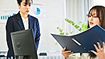 シーン2：パワハラ女上司の裏の顔～部下にくあたり散らし、人格否定までする裏で社長の前では従順な玩具だった～