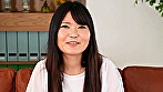 普段はケーキ屋さんで働く8.5頭身のペチャパイ足長スレンダー美少女がAV初出演！感度チェックでアナルが性感帯と発覚し、まさかの初アナル解禁デビュー！！18才 牧野あゆみ - Image 1