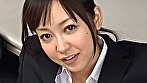 リクルートスーツを着た新入社員の顔騎放尿 画像17