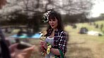 某朝食で有名な三ツ星店で働く看板娘をお花見会場でガチ恋ナンパして脱がせてみたら･･･ サンプル画像1