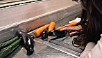 真・異常性交 五十路母と子 其ノ弐拾参 甘えんぼ息子におっぱいを吸わせる母 福富りょう 50歳 サンプル画像6