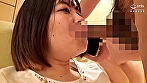 人妻自撮りNTR 寝取られ報告ビデオ 03 人妻・聡美（仮名） 三十一歳、結婚四年目 子供なし、介護士 サンプル画像10