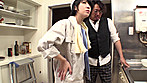 うっかりブラをつけ忘れた水道屋の奥さんは知らず知らずに透け乳で客を誘惑！発情した客にジャジャ漏れ状態の蛇口をチ●ポで栓をされる一部始終 サンプル画像1