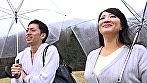 ま、まさか、40過ぎの母親の裸体で勃起するなんて･･･決して裕福ではない母子家庭でシングルマザーとして懸命にボクを育ててくれた母との温泉旅行。二人っきりの混浴風呂で久しぶりに見た母さんのまだ張りのある乳房に目が釘付けに･･･ 5 サンプル画像18