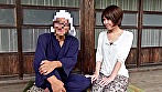 やっぱり田舎はセックスしか娯楽がないって本当だった･･･人里離れた長閑な田舎で見つけた柔らかな笑顔がとても素敵なおばさんのオーガニックな天然ボディに雄大な自然で鍛えあげられた腰使いと情深いセックスで激しく燃え上がった サンプル画像1