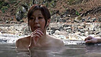 素人さんいらっしゃい！AV女優秋野千尋と混浴露天温泉でHなことしませんか？ サンプル画像21