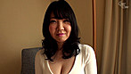 そのデカ過ぎる胸ゆえ不謹慎な着衣爆乳のお姉さん 95cmIカップ サンプル画像2
