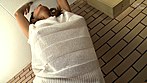 ノーブラで僕を誘惑する隣に引っ越してきたエッチな巨乳奥さん 吹石れな サンプル画像2