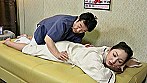 カリスマ整体師を自宅に呼んで、僕の妻に性感マッサージをお願いしたところ･･･7人4時間 サンプル画像21