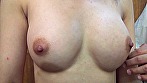 「私みたいなおばさんとしたいの？」イケメン男子に口説かれ中出しされてしまう理由ありおばさんたち 18人！4時間！ サンプル画像9