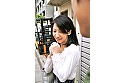 自分より年下のイケメン男にナンパされたおばさんは強引な誘いに「少しだけなら付き合ってあげる」なんていいながらも内心嬉しく少しどころかキスをされたら欲望スイッチが入ってしまい･･･ サンプル画像20