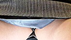―パンチラ通信― 若手女子社員はパンチラ胸チラ気にしない？ここが覗きスポット！ サンプル画像2
