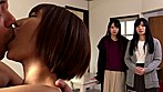 借金をカラダで返済する若妻たち 濃厚接吻に身も心も奪われて･･･ サンプル画像5