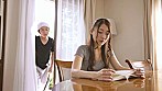 妻が僕の知らない間に同級生（元不良）のワイルド反りチ○ポで何度も寝取られていました･･･。 香椎りあ サンプル画像7