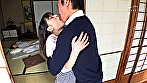 肉欲に堕ちる母娘家庭 育ててくれた母の為に若い躰を欲しがるゲス野郎の腐れチ○ポを自ら咥え込み肉奉仕する可憐な娘 豊中アリス サンプル画像14