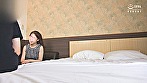 デリヘル嬢に本番SEX交渉！入店したての天然娘をノリだけで押し通して挿入大成功！！ - Image 1