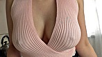 朝のゴミ捨て場ですれ違うノーブラ奥さん 天野美優 サンプル画像6